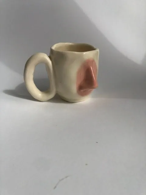 nose mug 3